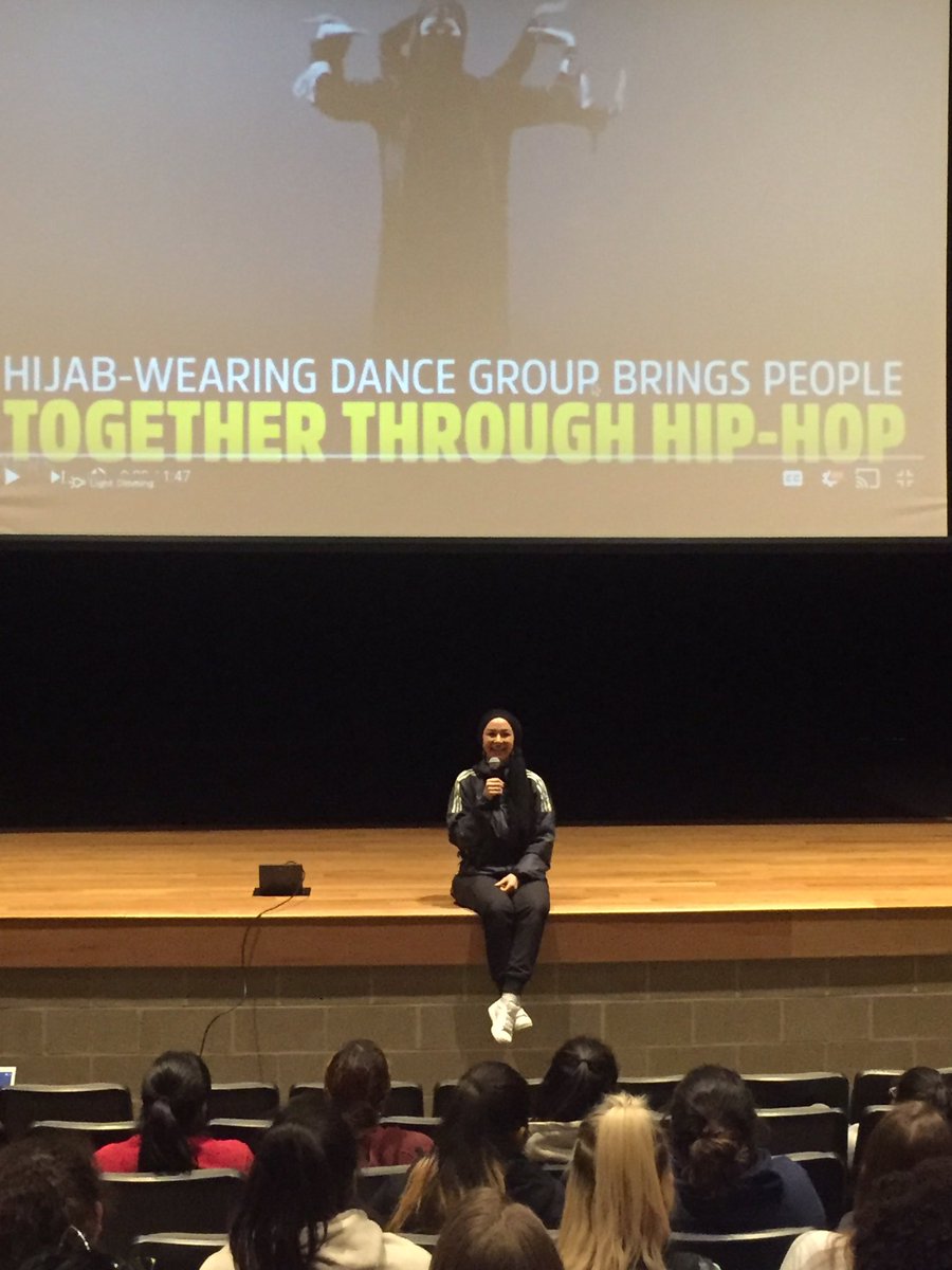 jimm_moore's tweet image. Crete HS thanks Amirah Sackett for her inspirational words. Embrace your identity and love yourself. Diversity is our strength. #CreteCards