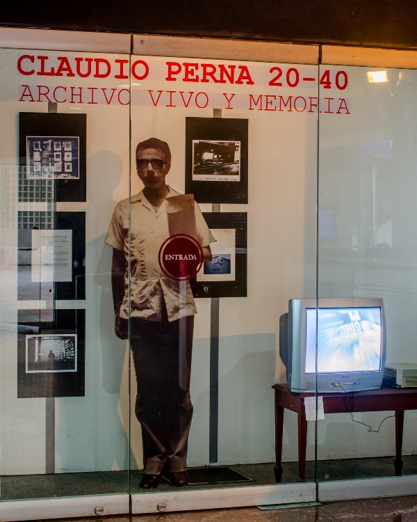 geoperna's tweet photo. Este 22 de febrero de 2018, Clausura la exposición
Claudio Perna 20-40 en la Biblioteca Nacional de Venezuela #20AñosPerna #VidaEPerna https://t.co/Q77UPSocfo
