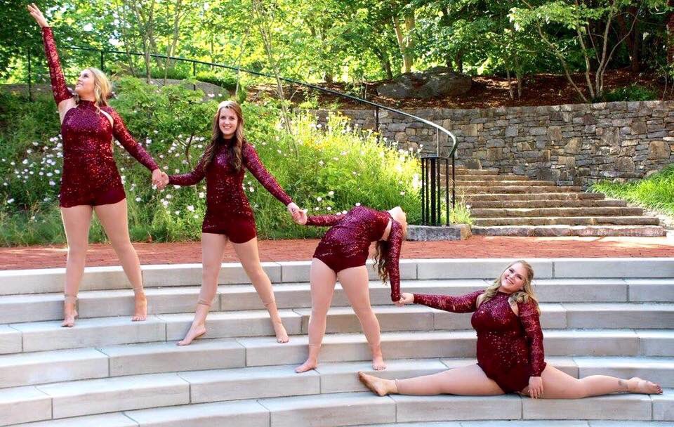 hailey_parton's tweet photo. oh how i miss dancing 😩💗 https://t.co/i1voDR1hVg