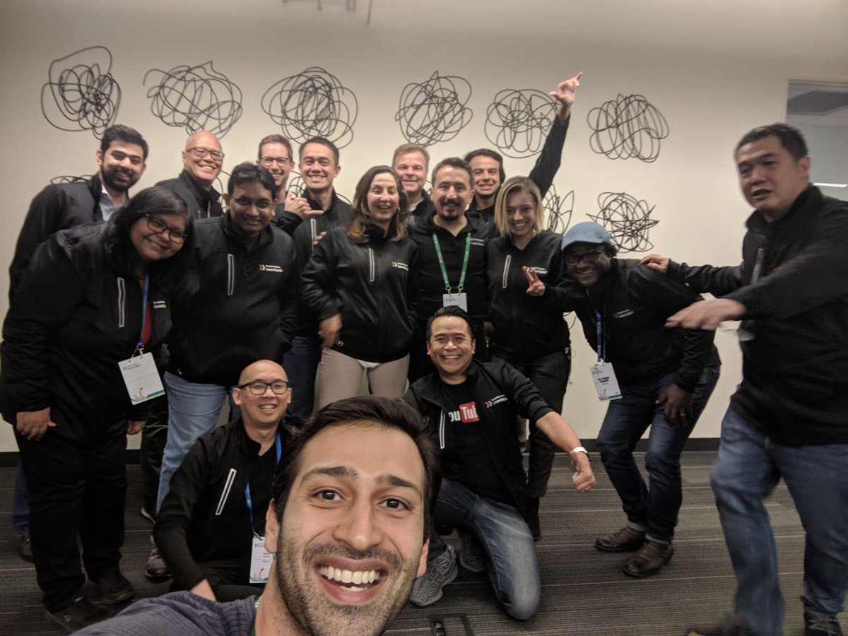 jehan_ara's tweet photo. The #Partners with some members of the #GoogleLaunchPadAccelerator team - don’t miss our new LaunchPad jackets! 🙂 Photo credits: Sami Kizilbash https://t.co/CmEAIPb7l4