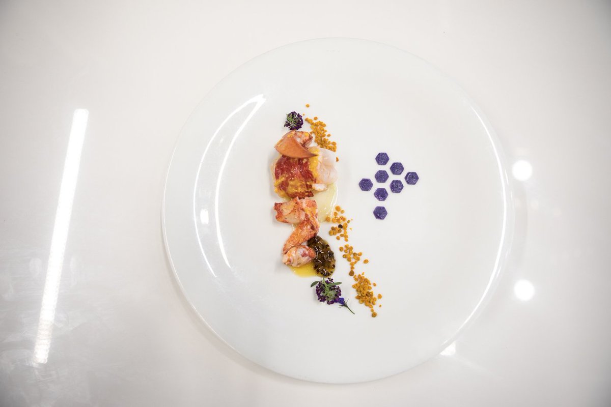 bculinary's tweet photo. En Donostia tenemos el gran privilegio de estar rodeados de algunos y algunas de los y las mejores chefs del mundo. Hoy el equipo de @ArzakRestaurant, liderado por Elena Arzak, se ha acercado a las cocinas de Basque Culinary Center para ofrecer una Masterclass #MasterBCC https://t.co/p6rgnrdD8s