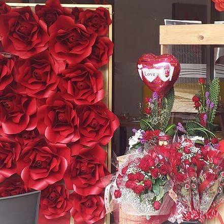 simplyasiazim's tweet photo. We are decked in red and all ready for your arrival.
#ThinkThai #Valentines2018 https://t.co/YSMuTc3gvi
