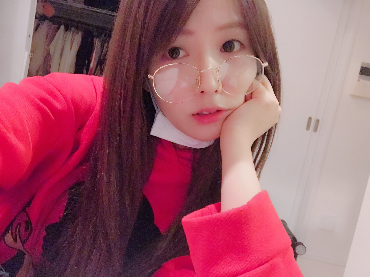 yua_mikami's tweet photo. このパーカーももりんと偶然おそろで高まる👸🍎

レッスンしてきたよただいま🏃‍♀️❤️ https://t.co/FqOqTiNmcw