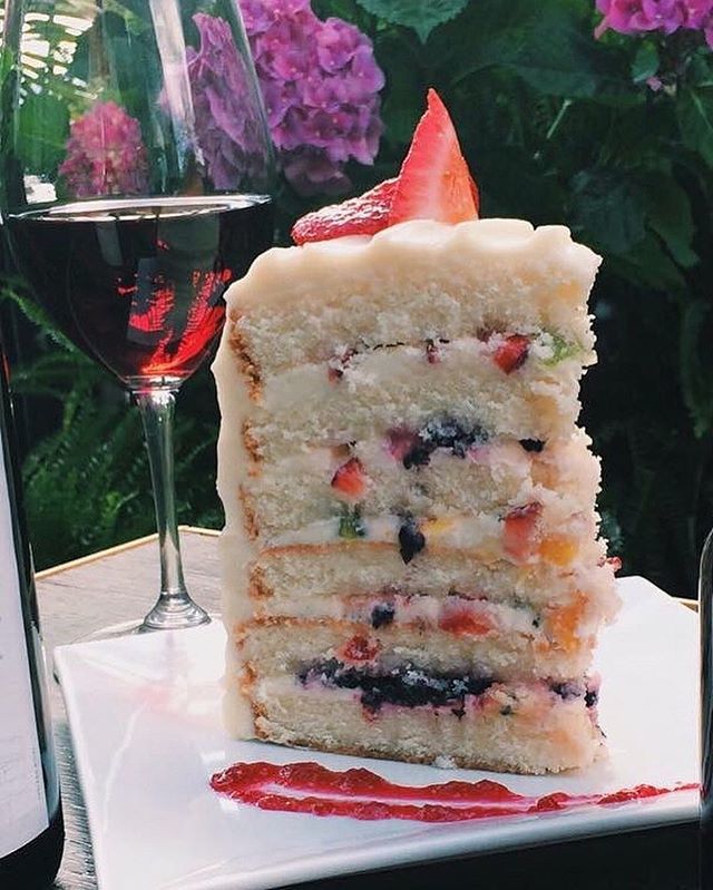 VisitRichmond's tweet photo. Happy #RVA Valentine’s Day! 💕 Spoil your sweetie with a decadent treat from @shyndigzdessert 🍰🍷#VisitRichmond #LoveVA #ValentinesDay #cake #wine https://t.co/i7VWztwFZJ https://t.co/F8emiEPntl