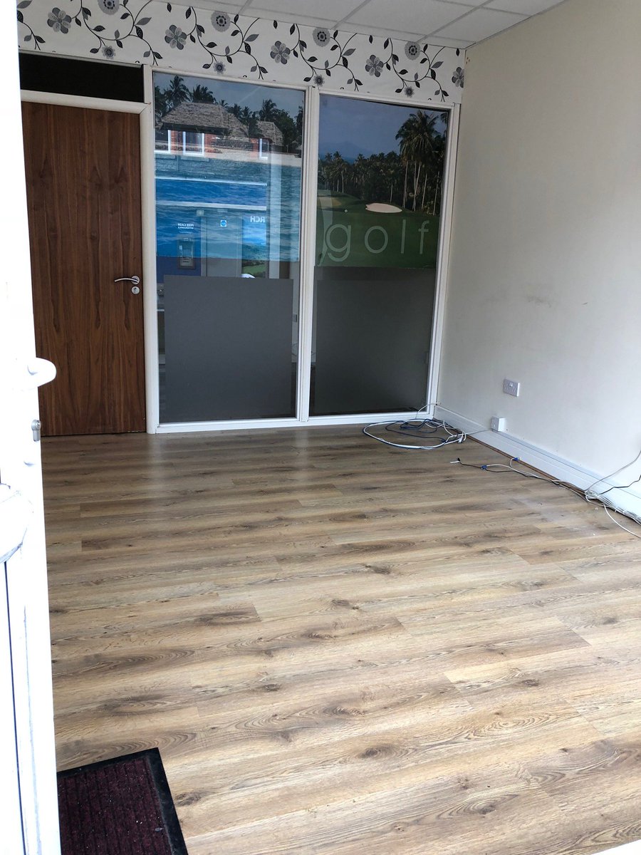 Cf24Ltd's tweet photo. https://t.co/Rzkf01l4tr

If you're looking to move business space or start up you're in luck! CF24 are renting this modern office/shop space on the popular #CityRoad. Available now for £700pcm! #cardiffrentals #cardiffcommercialproperties #cardifflettings #cf24propertyservices https://t.co/ViqfmbpACb