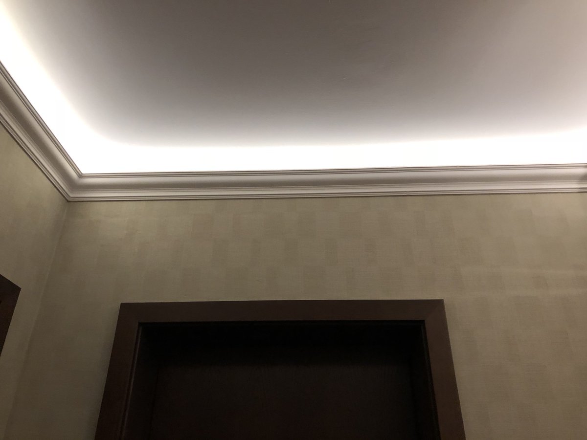 Statt Kerzenlicht bevorzugen wir indirektes Licht!

PS: LEDs auch in Rot erhältlich. 
#Valentinstag #vday  #ValentinesDay