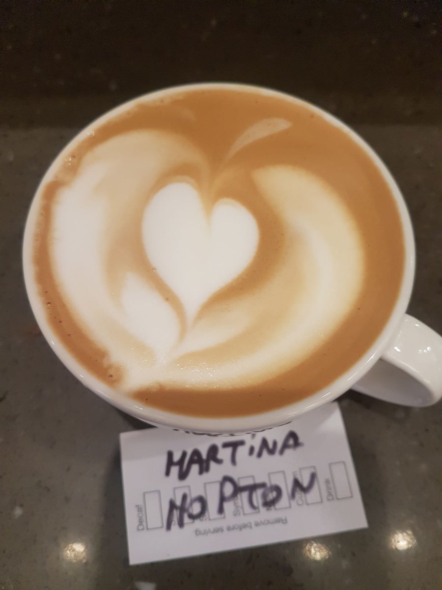 SbuxHopton's tweet photo. Mine.. @SbuxLondon #latteartjourney #tobeapartner @MartinaPisanu83 https://t.co/4fHTAiKF4H