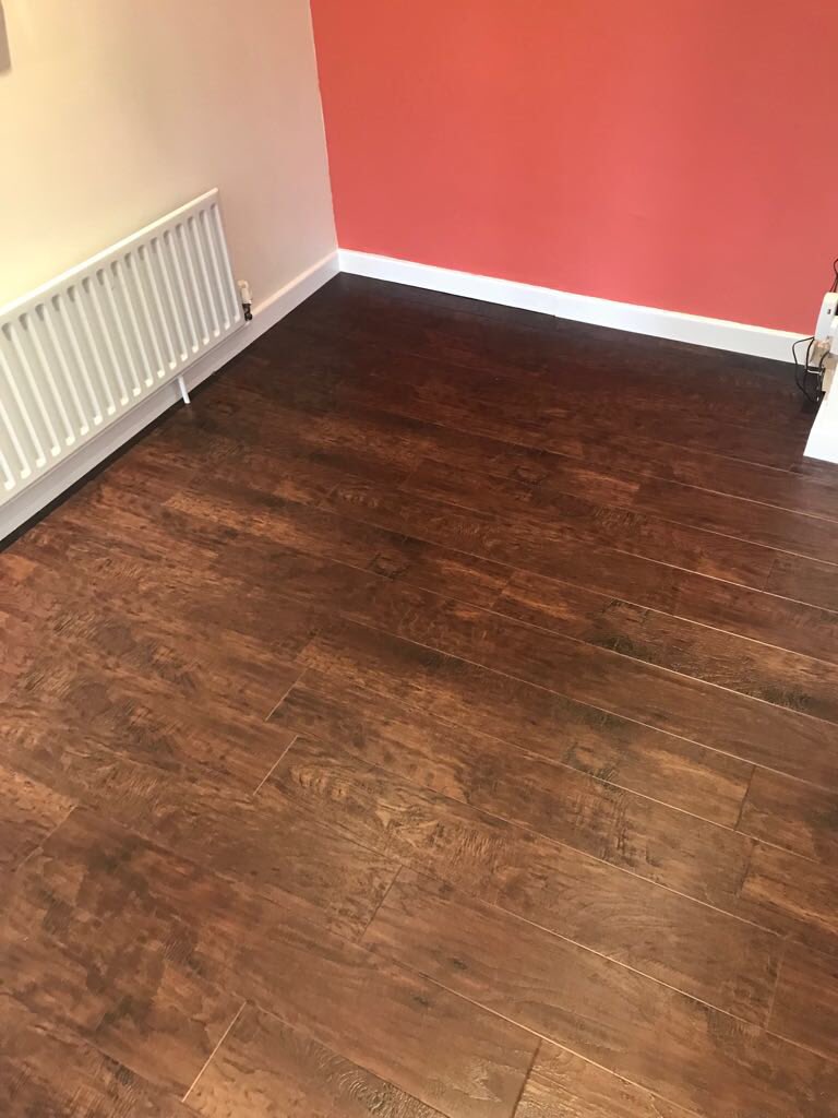 Chocolates and flowers are so last year.... this Derby country kitchen gets a Valentine’s Day makeover with a new Karndean floor, Art select range 👌<a href="/KarndeanFloors/">Karndean Designflooring</a> #karndean #flooring #oak #romanceisnotdead!