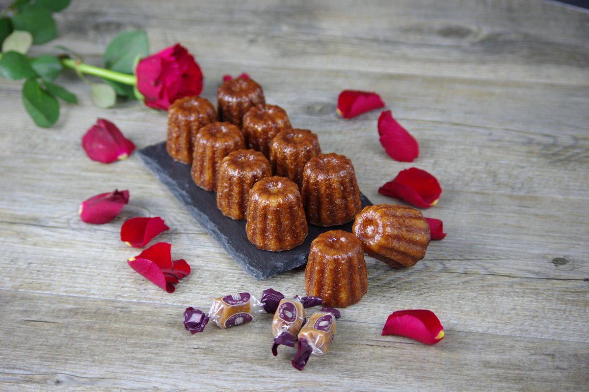 LaToqueCuivree's tweet photo. Faites plaisir à l'amour de votre vie en offrant nos #canelés de #Bordeaux :) 😍😍 #SaintValentin https://t.co/NDzc87A9vp