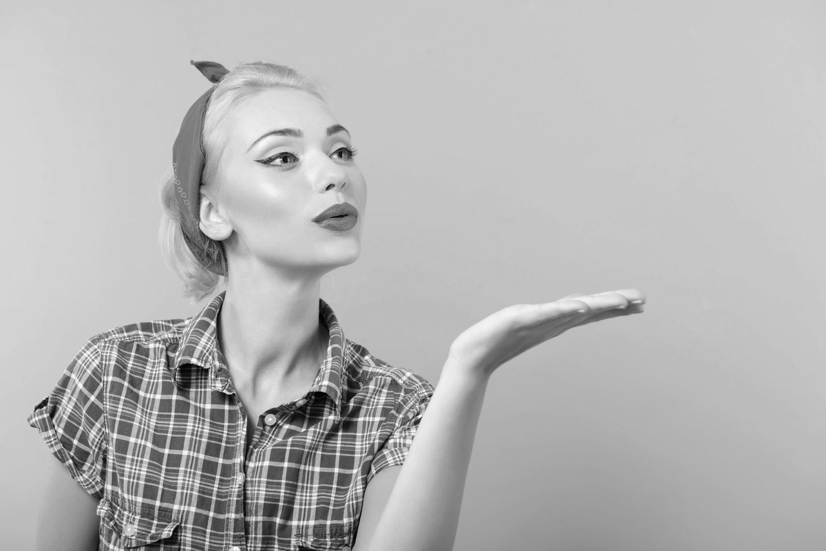 We've got that loving feeling. Ooo, ooo, ooo ooo ooo 💓💕💗*Sing along - you know you want to*. Thanks to these lovely people who had it too bit.ly/KORlove  #ValentinesDay