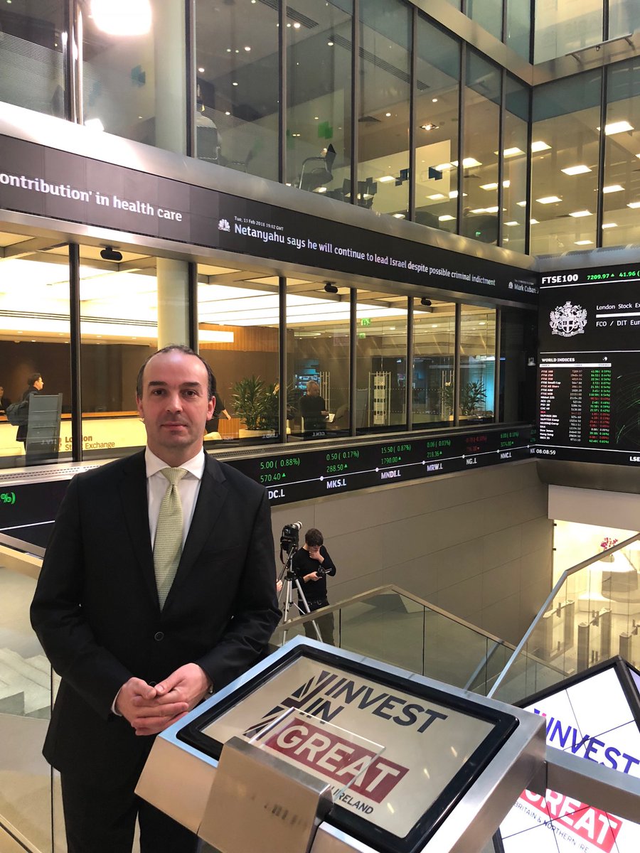 At the opening of the <a href="/LSEplc/">London Stock Exchange</a> thanks to <a href="/BritEmbDublin/">British Embassy Dublin</a> <a href="/FinTechIreland/">ᖴIᑎTEᑕᕼ IᖇEᒪᗩᑎᗪ 🇮🇪</a> Amazing place😲A bit 2 go b4 <a href="/TreasuryDelta/">Treasury Delta</a> appears on the screen.....🤞@AssureHedge <a href="/cyberriskaware/">The Human Firewall</a> <a href="/Oakeslaw/">Ｐｅｔｅｒ Ｏａｋｅｓ</a> <a href="/JoostBergen/">Jab</a> <a href="/sbcFinTech/">Sbootcamp FinTech</a>
