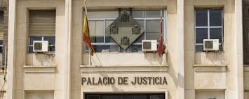 Aepsal's tweet photo. Los miércoles sentencia. Hoy: Sanción por no utilizar los EPI obligatorios
Suspensión de empleo y sueldo de 16 días por no utilizar los EPI obligatorios, en este caso protectores auditivos. La utilización de cámaras para demostrarlo fue determinante
https://t.co/lYr1ogAdMU https://t.co/M2kKZvd7bk