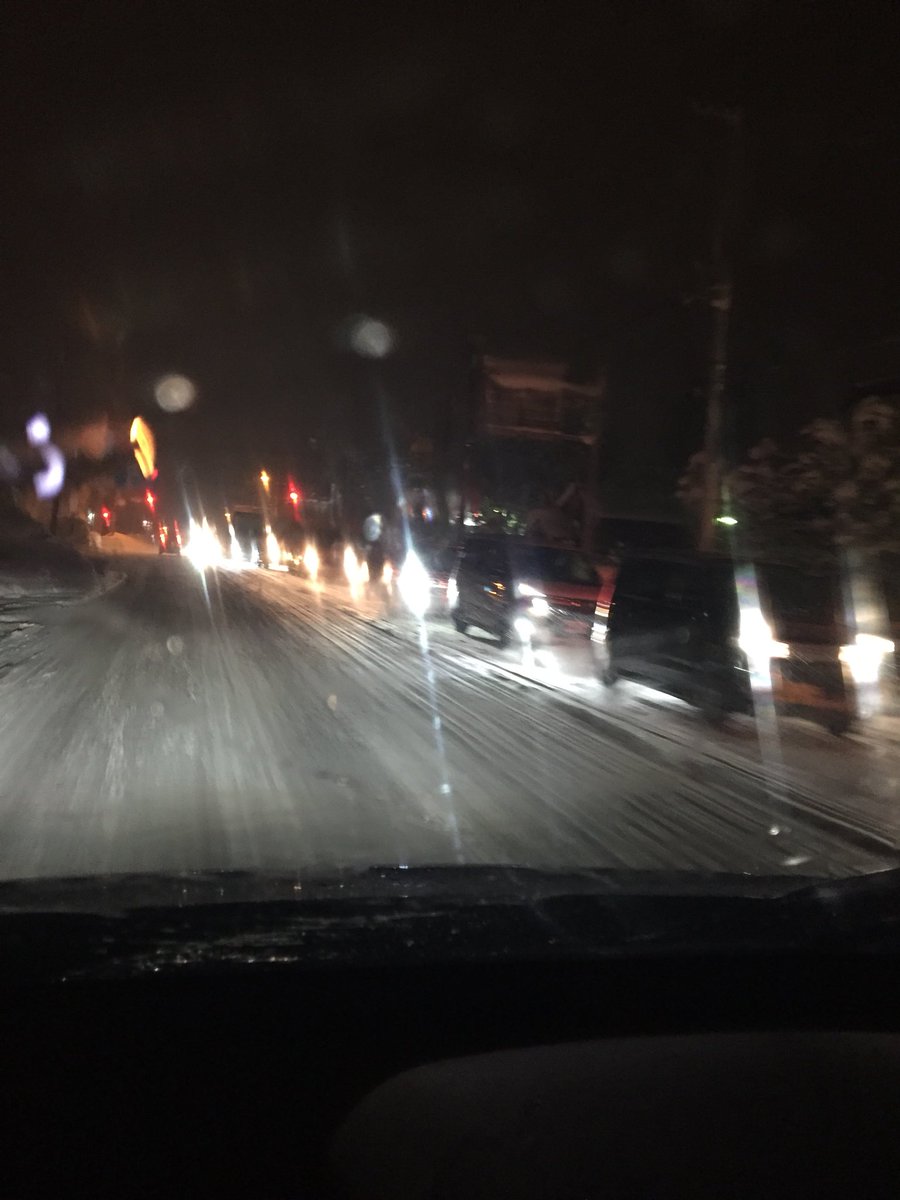 miina0221s's tweet photo. 砂川事故やばすぎ
渋滞すごかった😵
でも稀ではないよね笑 https://t.co/LLiTX9ylwL