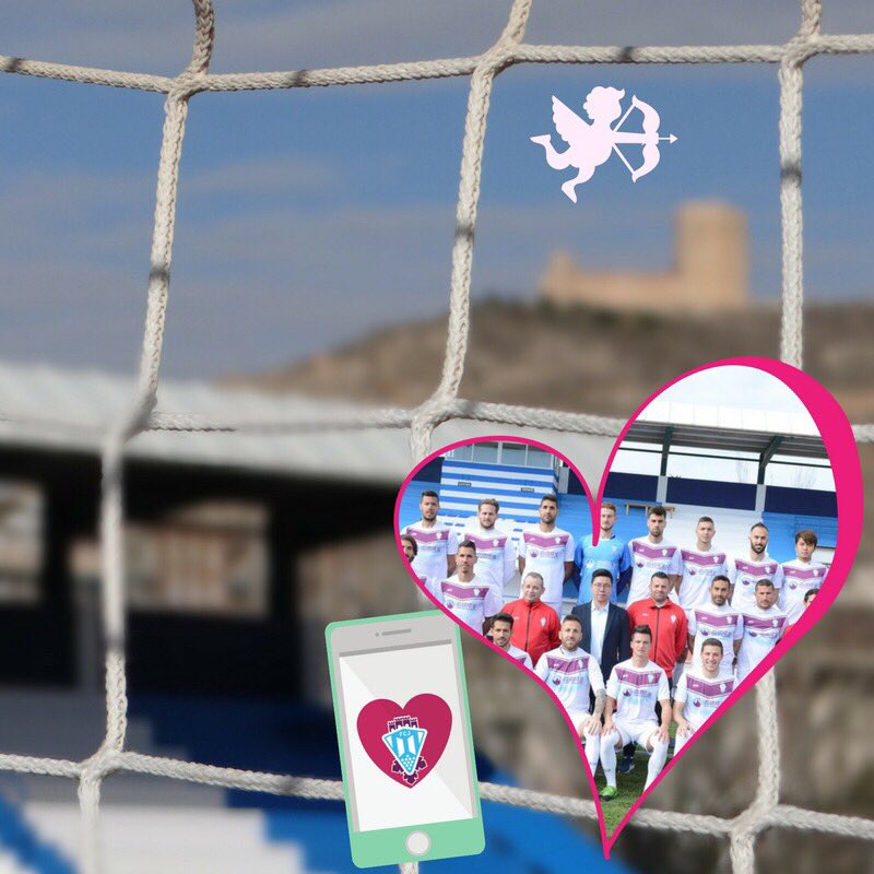 FCJumilla's tweet photo. SORTEO | #SanValentínVinícola

Cupido sobrevuela Jumilla para repartir un 'Pack Vinícola' con la camiseta 👕, la gorra 🧢 y la bufanda🧣 del #FCJumilla

Participa en el #sorteo hasta el miércoles 21 (19.00h):

1) SÍGUENOS
2) Haz RT a este tweet
3) Deja un TWEET de 💙 al equipo https://t.co/oatoUProVW