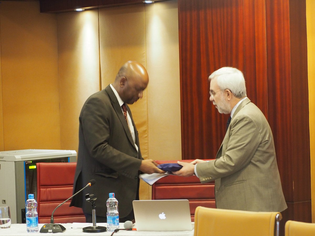 DAFNE_project's tweet photo. Starting the Stakeholder Workshop in Addis Ababa with an official welcome by Dr. Seleshi Bekele, Minister of the Ministry of Water Irrigation and Electricity #DAFNE_H2020 #WaterEnergyFood #Nexus #Ethiopia https://t.co/t0j2NgJr3a
