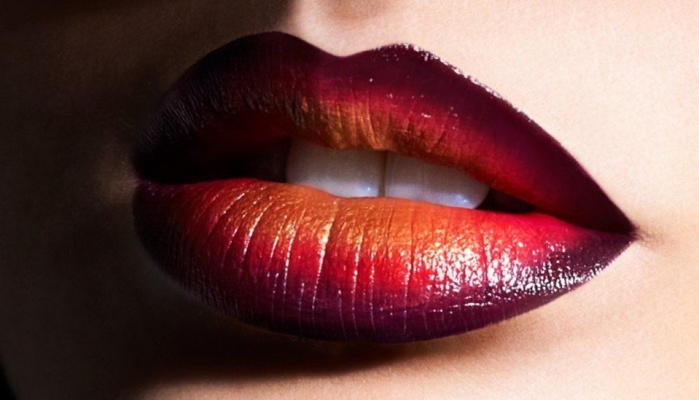 Creation_MAG's tweet photo. #Beauty: Los labios se tiñen de una infinidad de colores https://t.co/2ASiKxhBDg https://t.co/zgUBxuzbq7