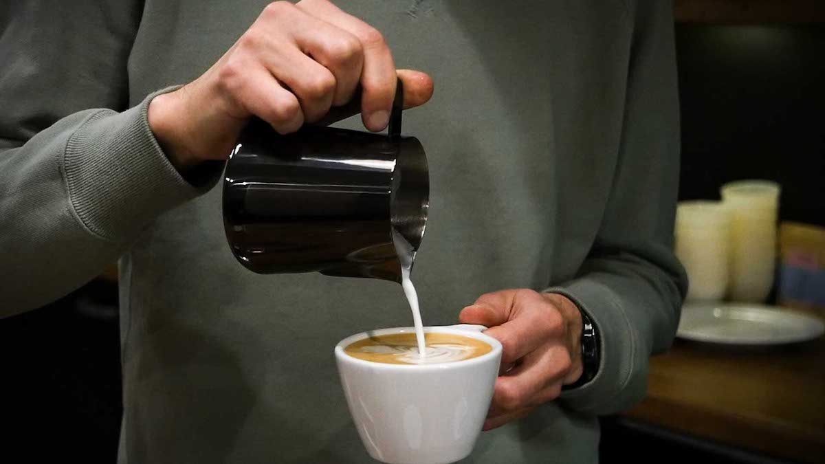 EuroCoffeeTrip's tweet photo. For our new #ECTWeekly video we filmed baristas around the Czech Republic pouring their best latte art w/ a #latteart dice. https://t.co/QuZghsuA2x Have a look and tell us your favourite one! https://t.co/XBex5ryVc0