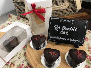HambletonBakeWB's tweet photo. Delicious, indulgent chocolate cake perfect to share with your #Valentine #hambletonbake #shoplocal #discoverrutland https://t.co/SohqoeWXQo