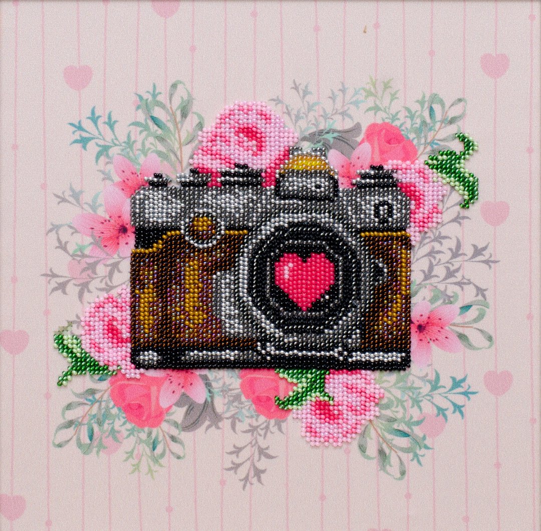 Vdv_Kiev's tweet photo. "Retro Love" Beads embroidery kit; contemporary embroidery; gift idea; needlepoint design; decor; seed beads Preciosa;
by VDV Creative https://t.co/MPOjSrq0vp https://t.co/rqQMRml52w
