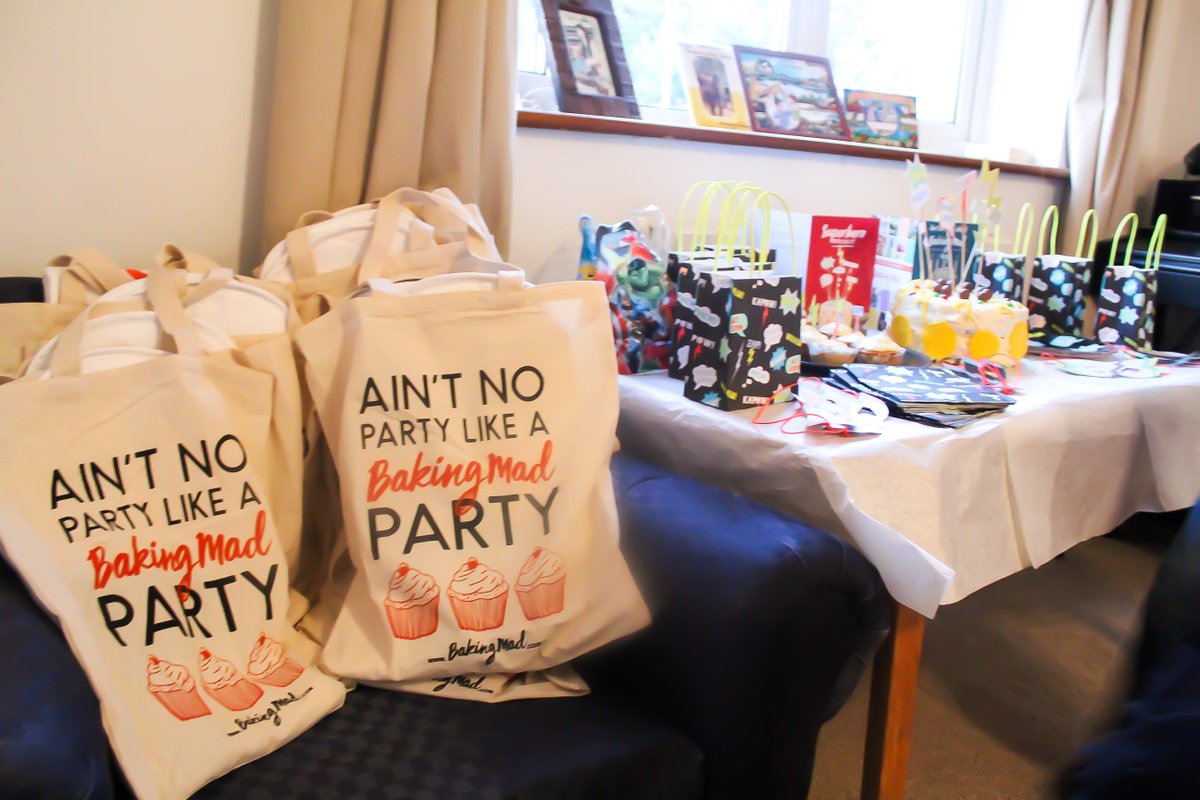 ethannevelyn's tweet photo. AIN'T NO PARTY LIKE A @BakingMadUK PARTY! #REVIEW+ #GIVEAWAY! https://t.co/4mnb7kxQTN
@talktomums #bakingmadwom #talktomums #baking #birthdayparty #kidsparty #party #cake #cakekit #RecipeOfTheDay #recipeblog #freebies #Goodybag #Superhero #ThemeParty #DIYParty #Celebrate https://t.co/9DrBKZyykH