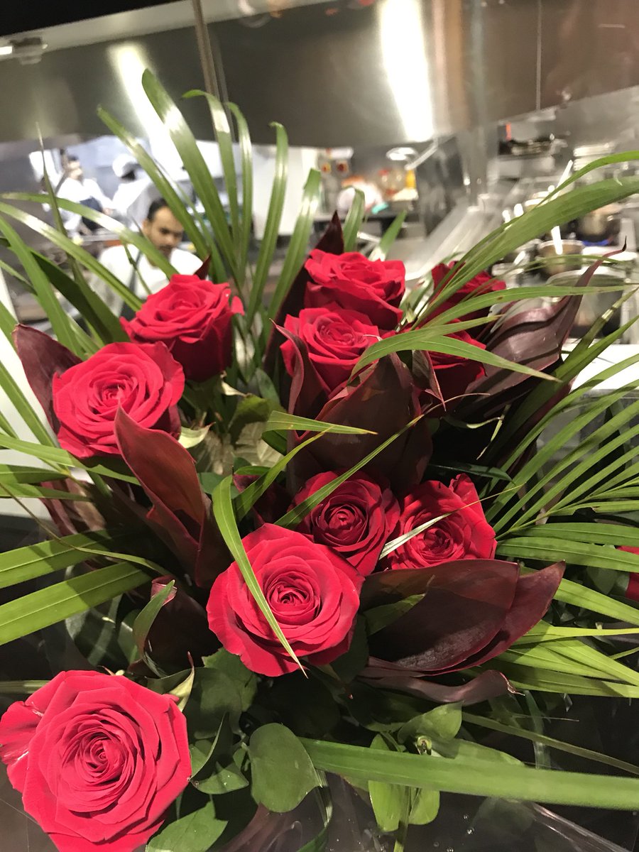 When we pull out all the stops for our guests: Chef’s Table VIP package 💕Happy St Valentine’s Day everyone #valentinesday #London #mayfair