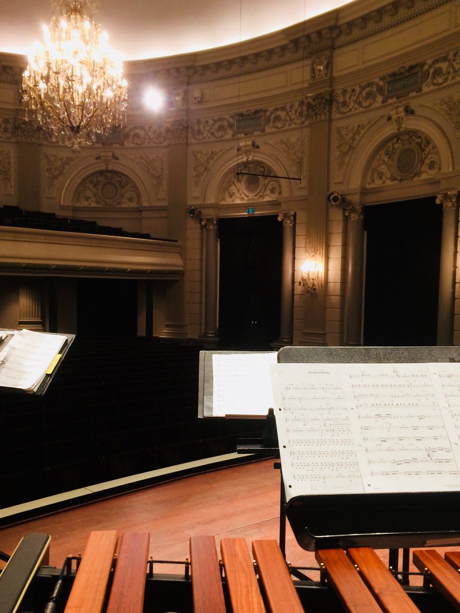 jongNBE's tweet image. Stilte voor de storm in het @Concertgebouw! #lunchconcert #jongnbe #amsterdam #iamsterdam