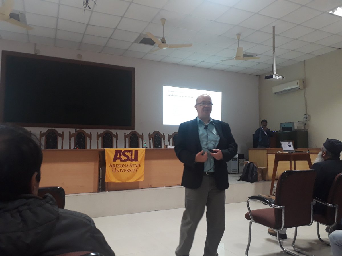 Alig’s Academic Enrichment Programme (AAEP), (AMU), organized a lecture on “Social Media Analytics and Intelligence with Looking Glass” by Associate Professor Hasan Davulcu of School of Computing Informatics and Decision Systems Engineering, Arizona State University (ASU), USA