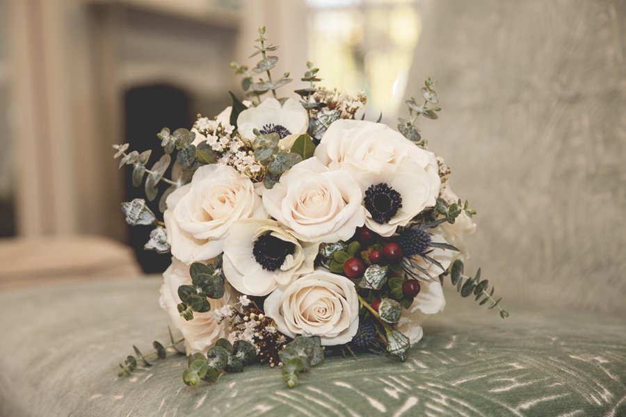 Winter whites x #southovergrange #clairebrewerphotography #weddingphotogrpaher #weddingflowers #weddingphotography #sussexweddingphotography #weddinginspiration #britishweddingphotographer #weddingdetails #winterweddings #weddingblooms #weddingbouquets #beautifulblooms