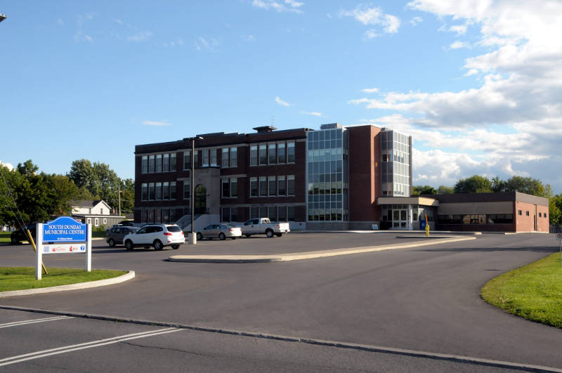 Williamsburg sewer users face $15 hike  bit.ly/2GbSgVj #SouthDundas #Williamsburg #sewer #wastewater https://t.co/rKF6oZMV7g