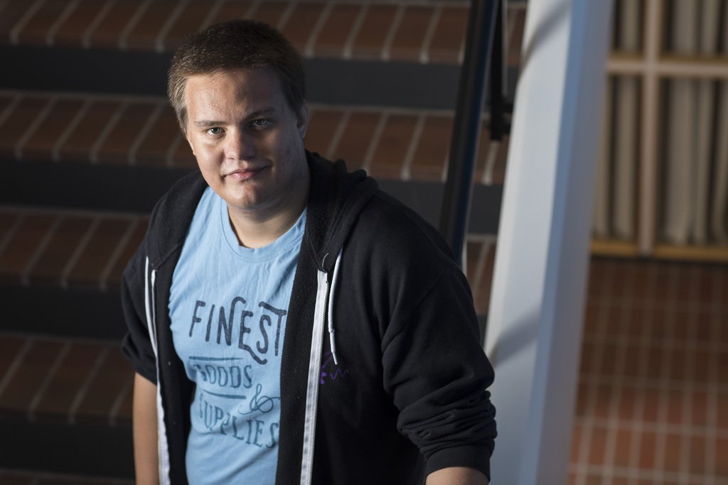 VertexSystemsHQ's tweet photo. "Juho luo virtuaalitodellisuutta." Tutustu Vertexin kesätyöntekijöihin, vuorossa  matematiikkaa pääaineenaan TTY:llä opiskeleva Juho Kärnä. #rekry #kesätyö2018
https://t.co/gSZFB6o9ov https://t.co/2Bz0kGOPRF