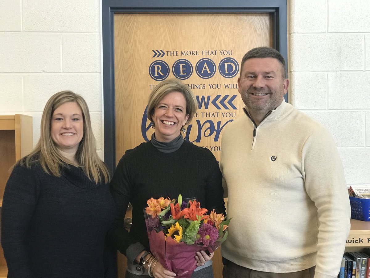 Congratulations to Mrs. Hamilton, Oakview’s Teacher of the Year!