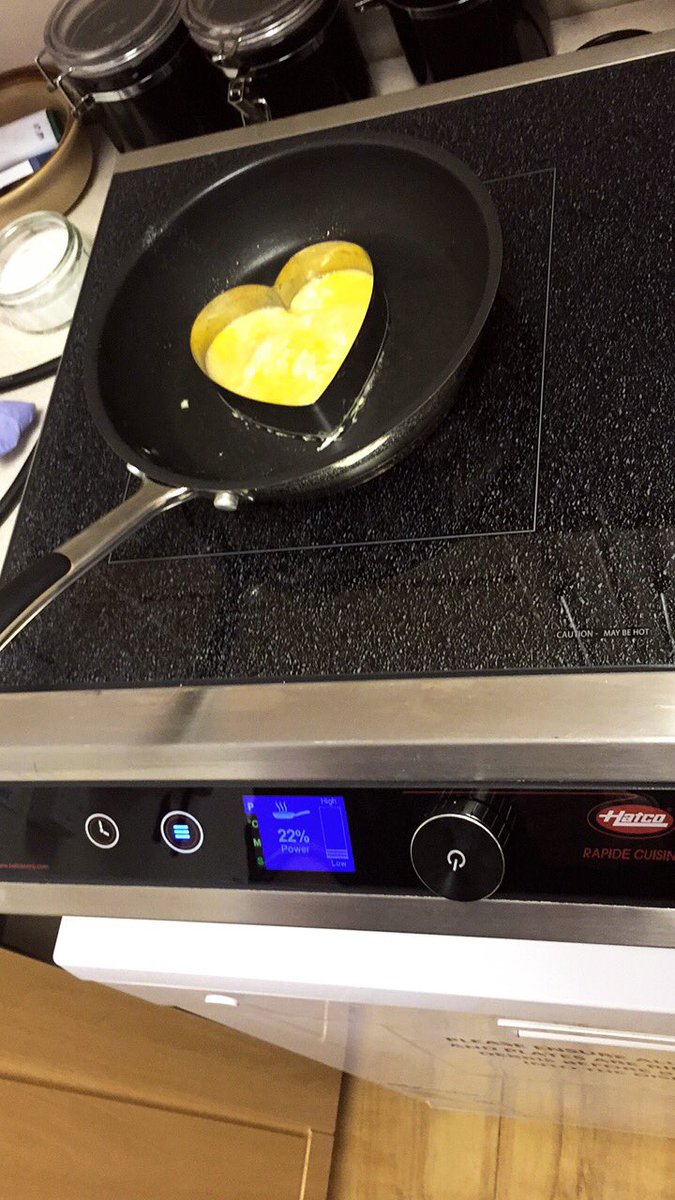 We sure do love the #Hatco #Induction this week ❤️ Breakfast cooked by the man himself @Gamble_FSScott Happy Valentines  #Induction #hatco