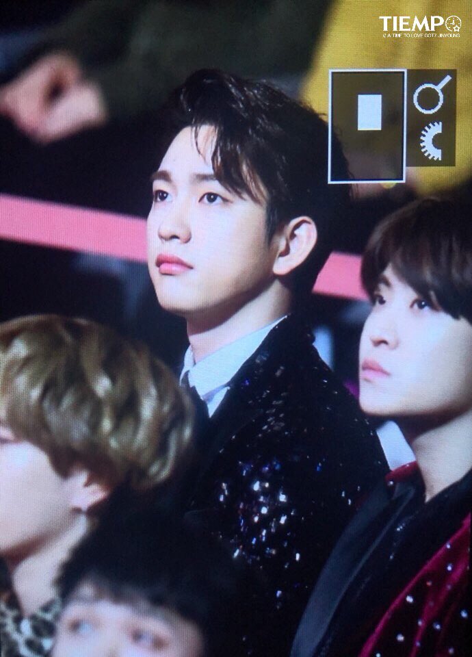 TIEMPO_JY's tweet photo. 180214 가온차트 왕자님💘 #진영 #Jinyoung #GOT7 https://t.co/Pn9WYtCNKQ