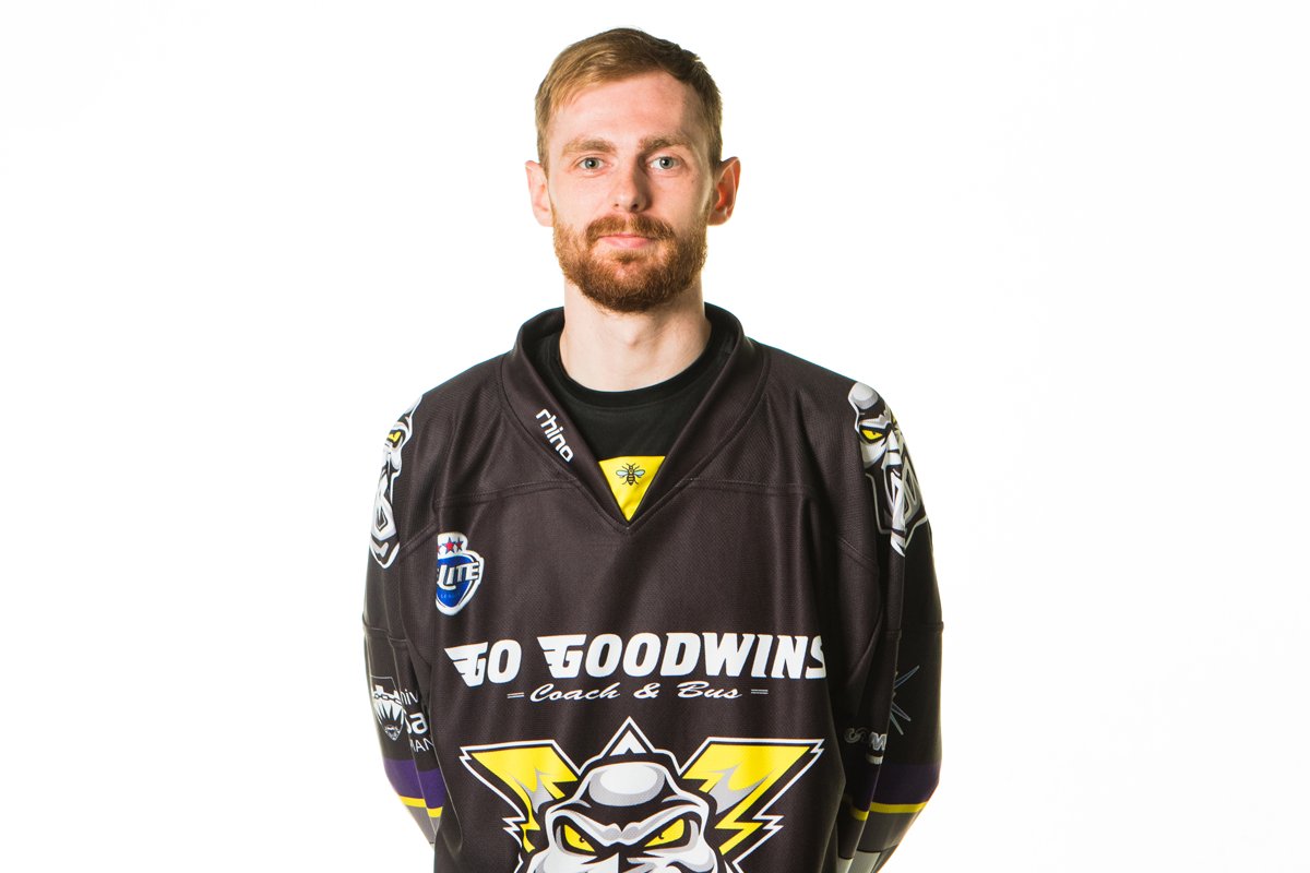 Mcr_Storm's tweet photo. 🏒STICK RAFFLE🏒 - Win @Ciaran_Long_89's #GameUsed @BauerHockeyUK stick at TONIGHT's game against the @covblazehockey! Get your #StickRaffle tickets from the @Mcr_StormOSC desk under #Block113 and from our roaming sellers - £1 each! #WeAreStorm #ATTWWY https://t.co/pxnziWMU48