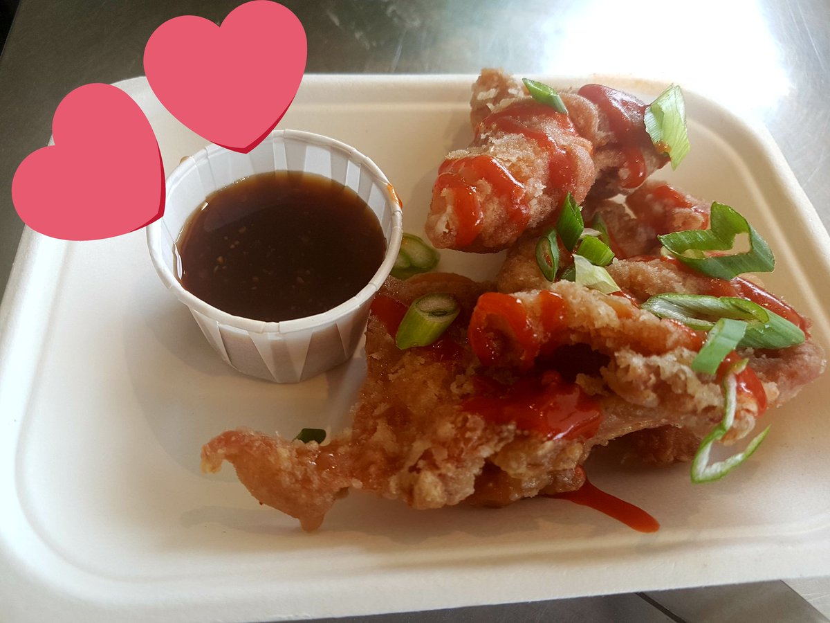 GuerrillaKitch's tweet photo. Funky fried chicken with sweet garlic sticky sauce.
@foodpark_Cam
#whythefunknot https://t.co/k9yp9YiAnP