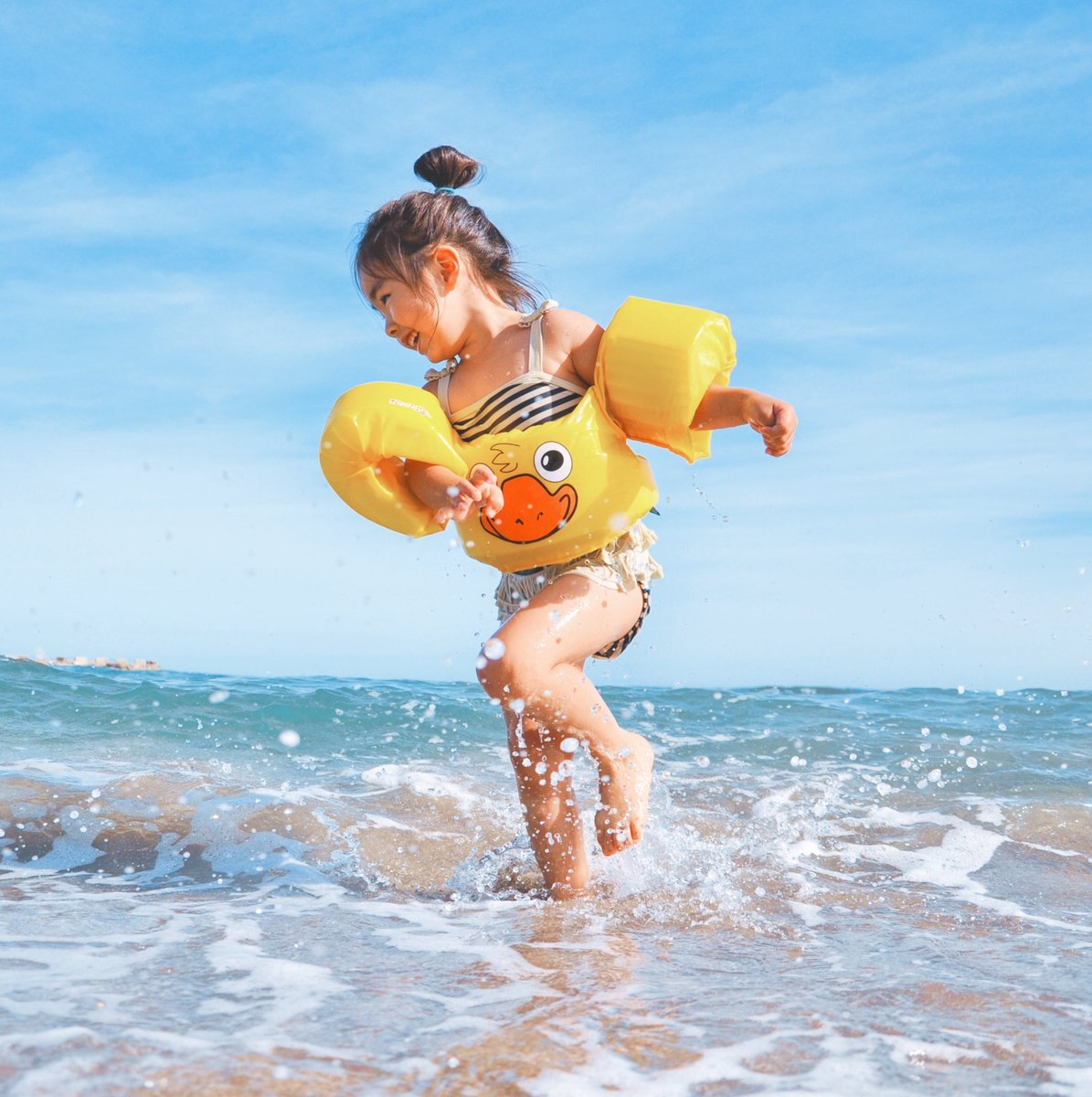 GSwimmingly's tweet photo. Whether you're new to teaching swimming, or an old hand, advice is always useful! In this article, we explore the do's and don'ts of teaching children how to swim: https://t.co/7oEVZg9PFg https://t.co/yX2l9YDuNo