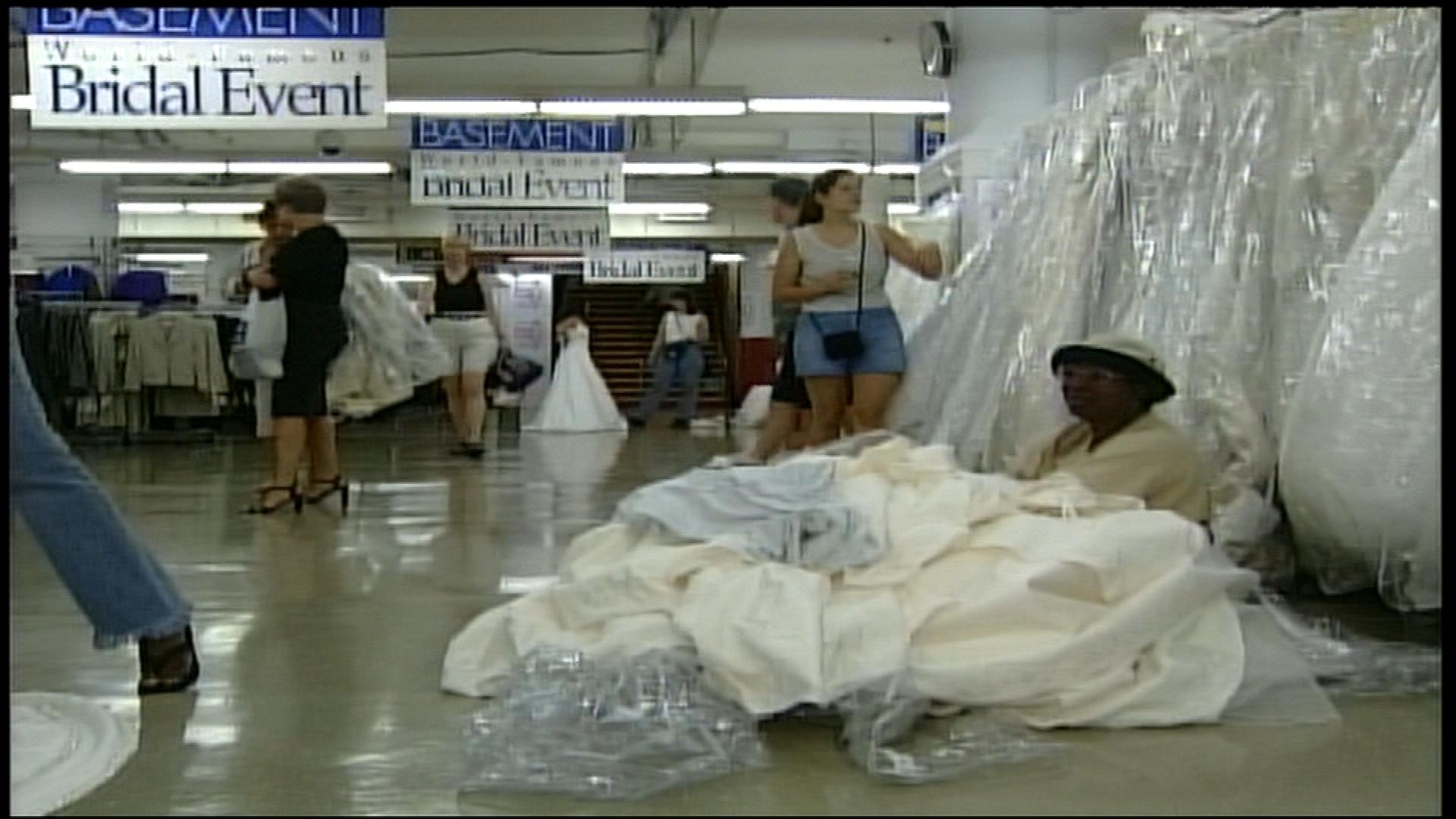 WBZ CBS News Boston on X This ValentinesDay we re looking back at a Boston tradition that was unlike any other the Running of the Brides in Filene s Basement https t XgDiI0lEE3 https t G1eGwNzj7...