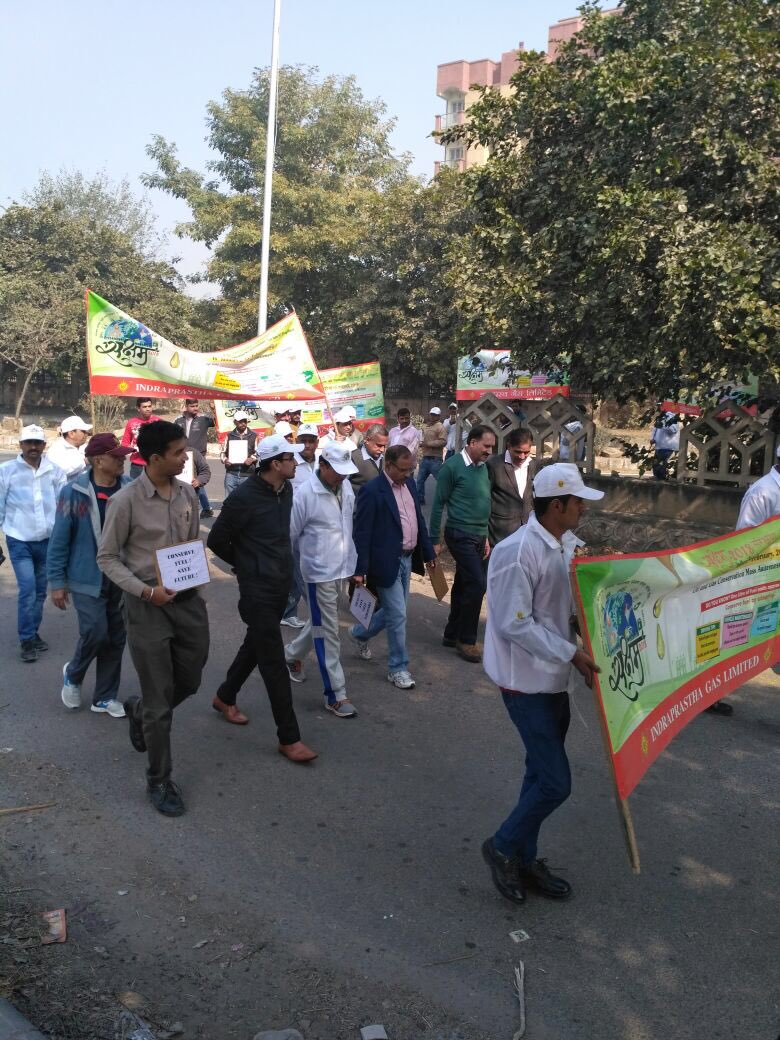 vikas_shokeen1's tweet photo. SAKSHAM Walkathon was organised to create awareness among people about conserving fuel for future . #savefuelsavefuture #SaveEnvironment https://t.co/4gN4kfpB6a