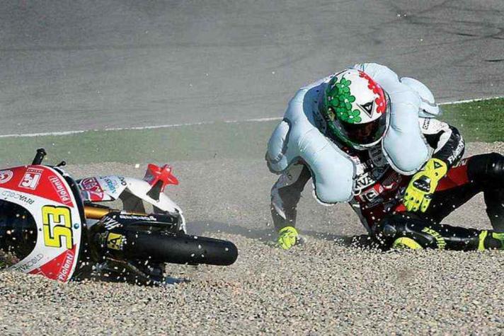 solomoto_es's tweet image. Más novedades en el reglamento de #MotoGP2018 
goo.gl/WpqDnL