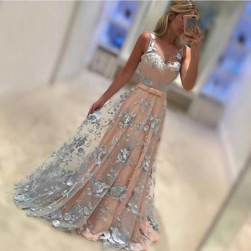 turkishage's tweet photo. كوني سيدة الأناقة مع أجمل الأزياء التركية
#اسطنبوليات #تركيا 
للتواصل هاتف + واتس 00905534600547 شحن الى كافة المناطق
#ازياء #حياتك11 #فلنتاين https://t.co/AVAjiYpmcr