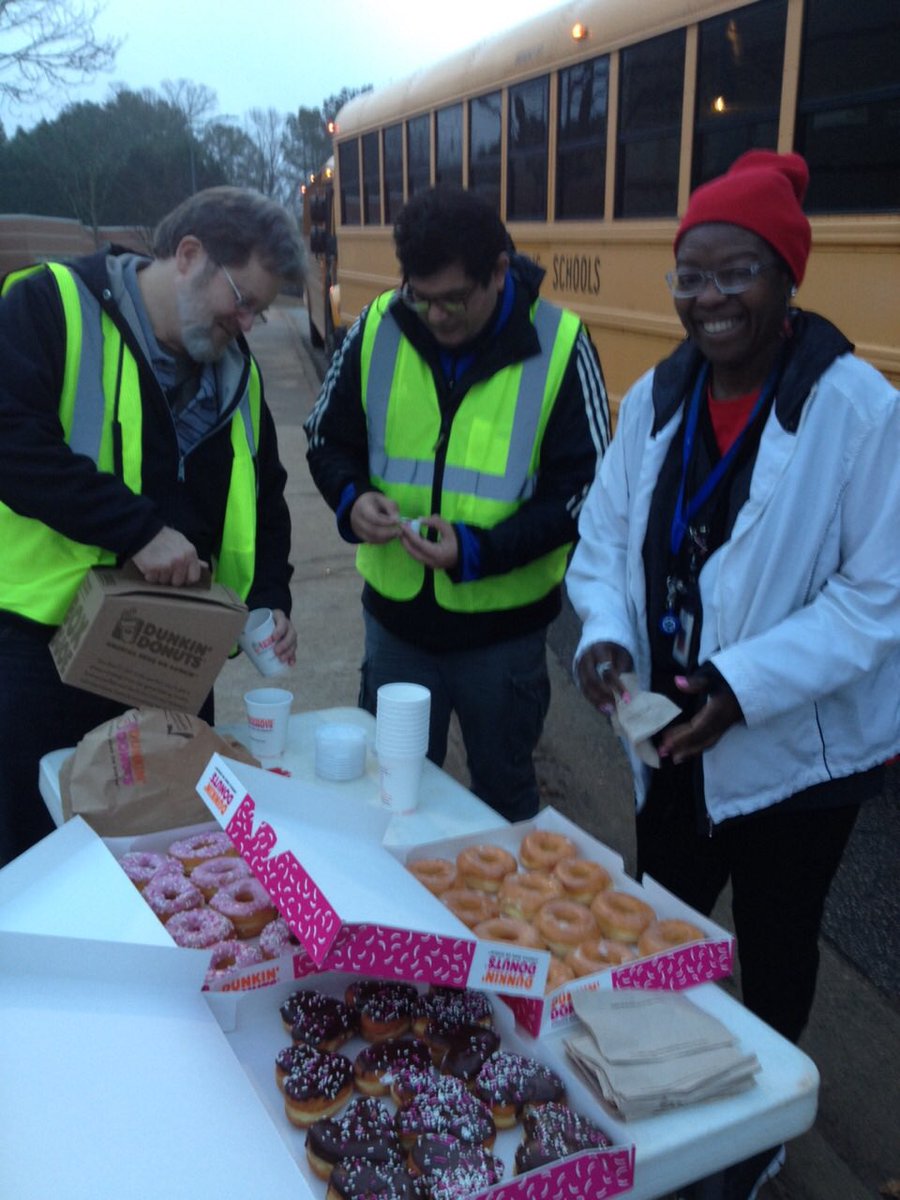 westcaryimps's tweet image. WCMS loves our bus drivers!! @WCPSS @WakeBus #LoveTheBus