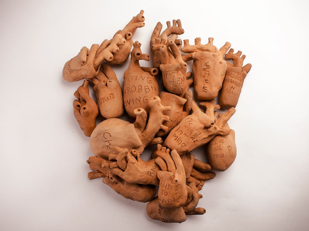 Current debates about migration often focus on the divide between those with and those without a right to belong in the UK. It is easy to forget the hearts we have in common. Sign up for a free clay heart making workshop movinghearts.eventbrite.co.uk #movinghearts #movingheartslondon