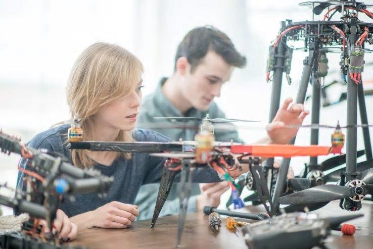 BTGroup's tweet image. Got big #tech ideas? We’re on the hunt with @CabinetOfficeUK and @TechHub for innovative SMEs working with Augmented Intelligence for the #BTInfinityAwards. Find out more: ow.ly/u9I830ifCiD