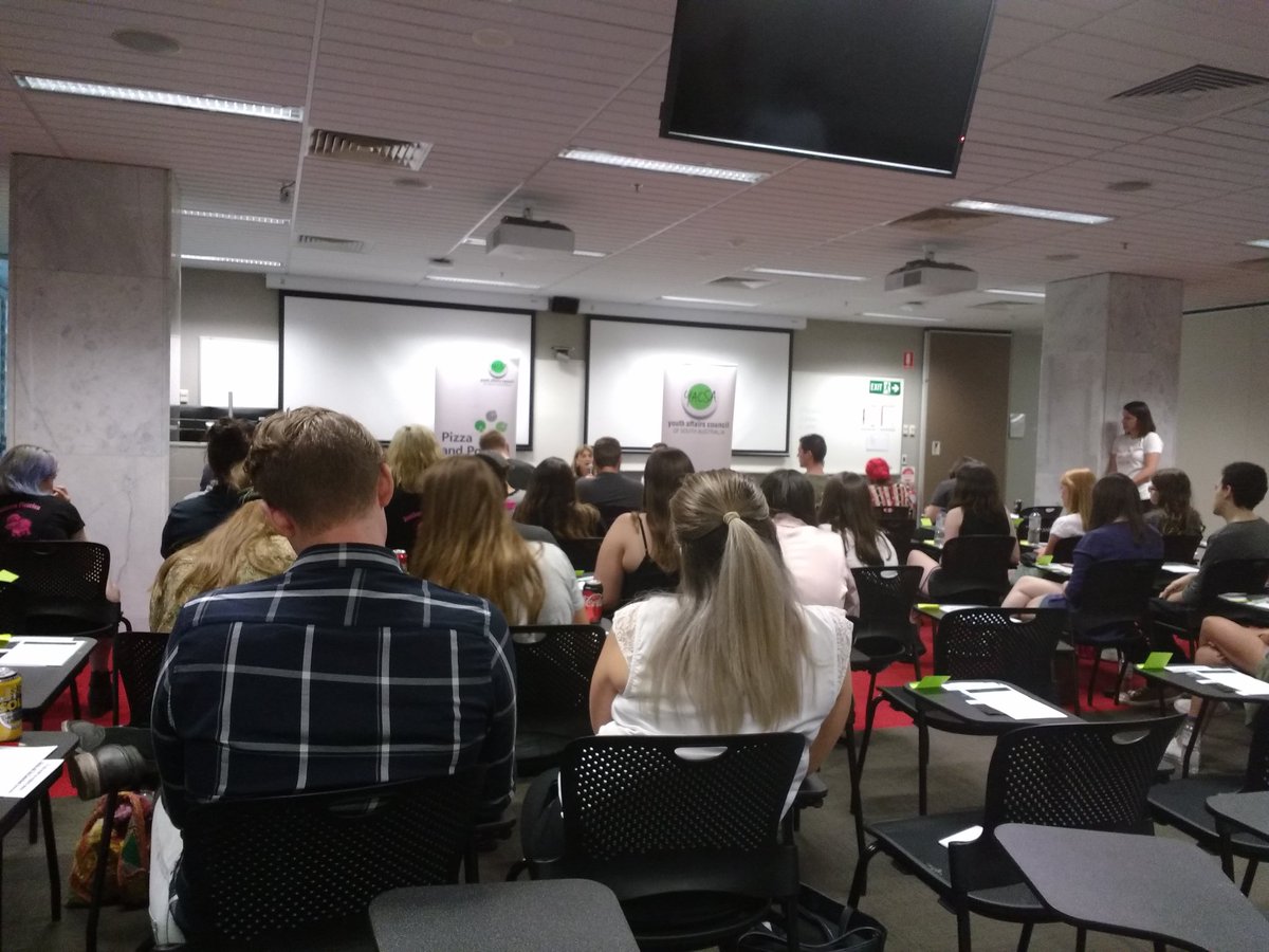 Ganjm001's tweet photo. Such a great turnout on a scorching day! 🌞🔥Demonstrates the tenacity of young people on South Australia!!  
#PizzaAndPolitcs18 @TeamYACSA #SAelection18 #Radelaide #saparli #Youth @ZoeBettisonMP https://t.co/vxK7E2vvhZ