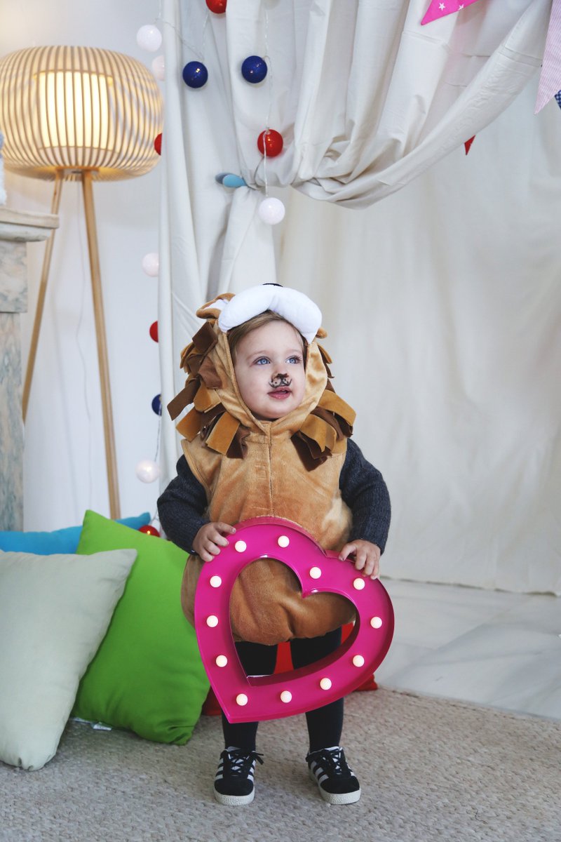 Priscila Betancort (@myshowroomblog) on Twitter photo Hoy os enseño el resultado del shooting súper divertido de carnaval que hicimos con <a href="/elcorteingles/">El Corte Inglés</a> .
myshowroomblog.es/estilo-de-vida… Hoy os enseño el resultado del shooting súper divertido de carnaval que hicimos con <a href="/elcorteingles/">El Corte Inglés</a> .
myshowroomblog.es/estilo-de-vida…