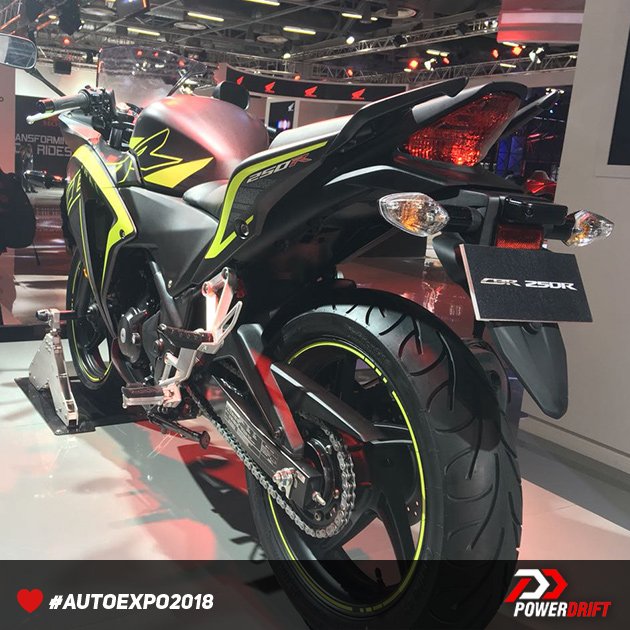 Powerdrift The Honda Cbr250r Gets Updated For 18 With Full Led Headlamps And New Graphics Autoexpo18 Powerdrift Honda Cbr250r T Co Cpeylwnh0c