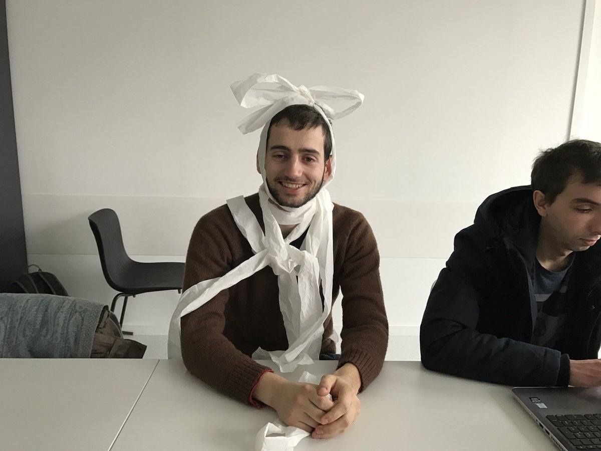 DU_usetic's tweet photo. La bonne ambiance ! https://t.co/FuJeDcDtVo