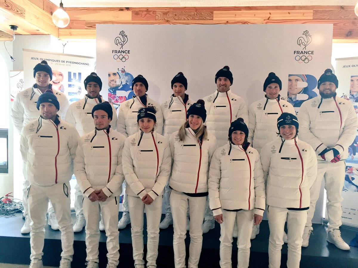 Place à la conférence de presse du #skidefond et aux 13 athlètes composant l’équipe <a href="/FranceOlympique/">FranceOlympique</a> #AllezLesBleus <a href="/FedFranceSki/">FFS - Fédération Française de Ski</a>