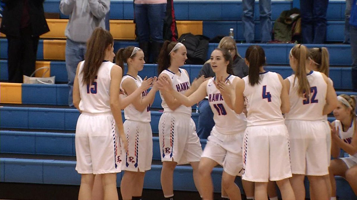 DonnieTillman_'s tweet photo. Riverton beats Warrensburg-Latham 36-28 at Tri-City Regional Quarterfinal.
Heyworth falls to host St. Thomas More 45-35 in Regional Semifinal.  
https://t.co/OJ4oclUcpg
@sangamoconf https://t.co/4U1PrnORAb