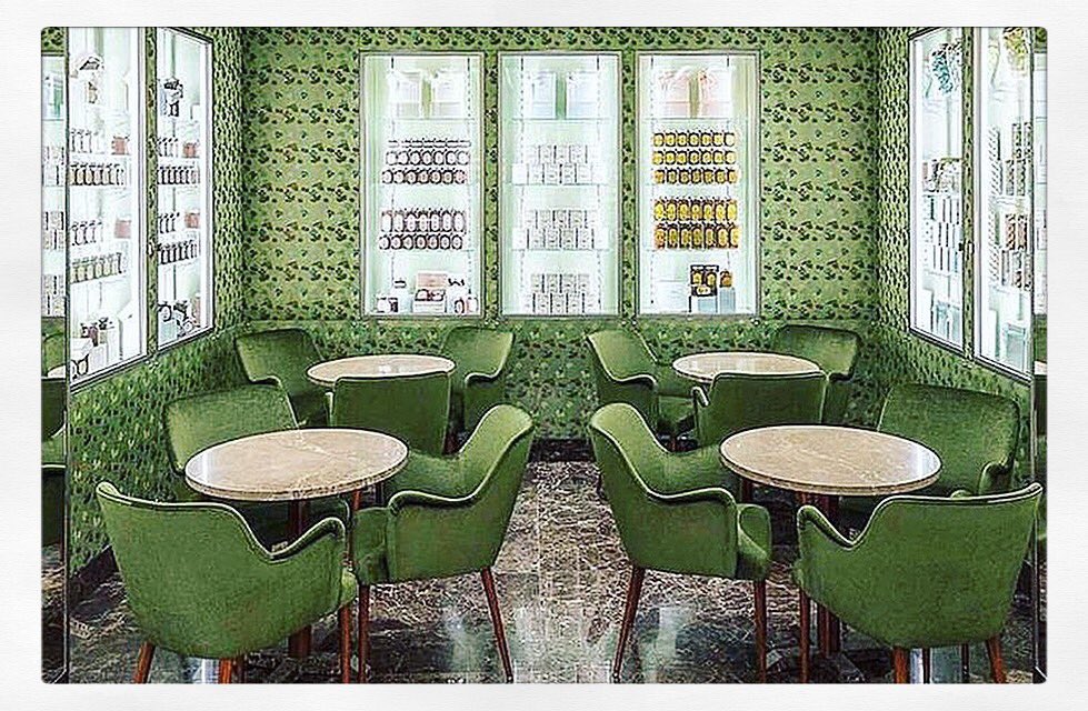Wedding_Status's tweet photo. V A L E N T I N E S - D A Y 
G I F T #2 
-
It’s striking interior &amp; selection of pastries, have been crafted to tantalise the most alpha of males. Which means  @pasticceriamarchesi the gents too can indulge in “Afternoon Tea” &amp; enjoy one of women’s greatest pastimes, as a couple. https://t.co/gJLmZXULko